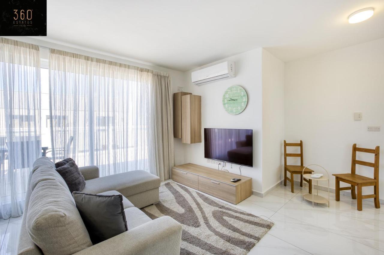 Lux Sea Front Penthouse With Breathtaking Views In St Pauls By 360 Estates Apartman San Pawl il-Baħar Kültér fotó