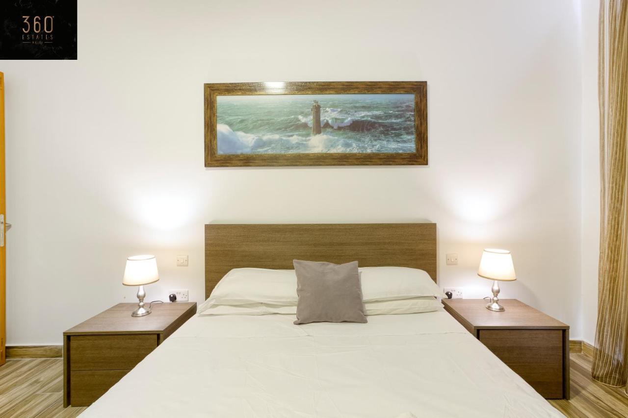 Lux Sea Front Penthouse With Breathtaking Views In St Pauls By 360 Estates Apartman San Pawl il-Baħar Kültér fotó