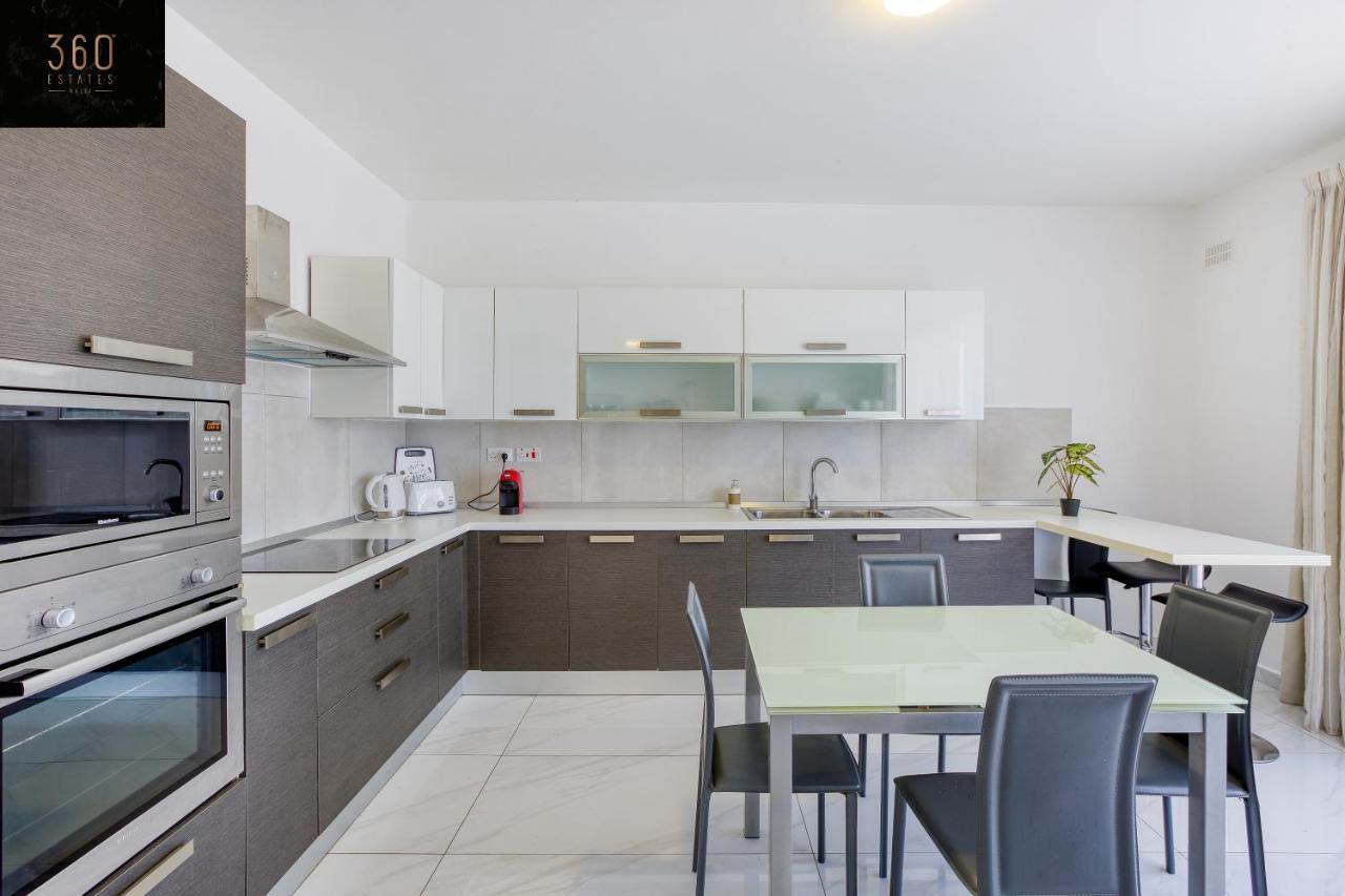 Lux Sea Front Penthouse With Breathtaking Views In St Pauls By 360 Estates Apartman San Pawl il-Baħar Kültér fotó